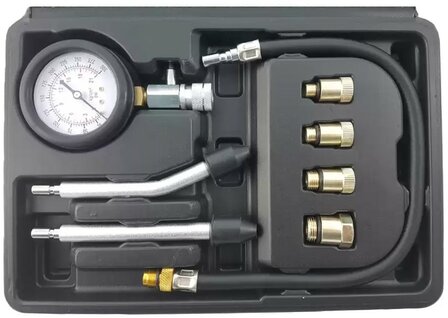 Motori a benzina con manometro a compressione