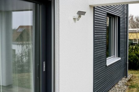 Faretto LED WS 2050 WP con rilevatore di movimento, 1680lm, IP44, bianco