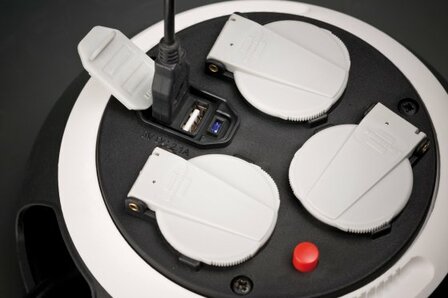 Box avvolgicavo &nbsp;con ricarica USB&nbsp;nero bianco 3m&nbsp;H05VV-F 3G1,5