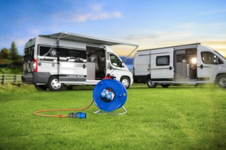 Garant CEE 2 IP44 tamburo per cavi per l&#039;industria   per i cantieri  camping 25m H07RN-F 3G2,5