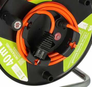 Garant G Bretec IP44 avvolgicavo da giardino in plastica riciclata 38 + 2 m AT-N05V3V3-F3G1.5