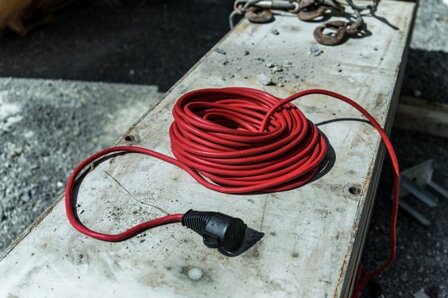 Prolunga per cantieri IP44 25m H07RN-F 3G1,5 rosso