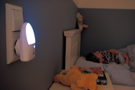 Luce di orientamento OL 02 LED con sensore crepuscolare