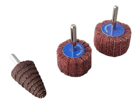 Set di dischi abrasivi e spazzole / 10 pezzi