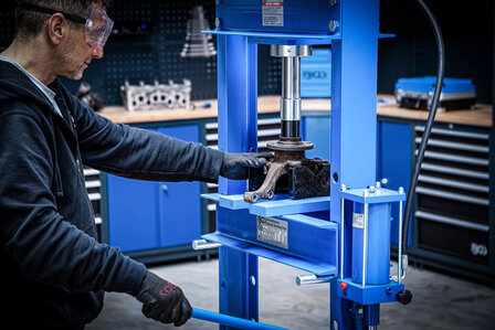 Pressa da officina 20 tonnellate