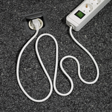 Con interruttore presa multipla a 6 bianco 1,5 m h05vv-f 3g1,5
