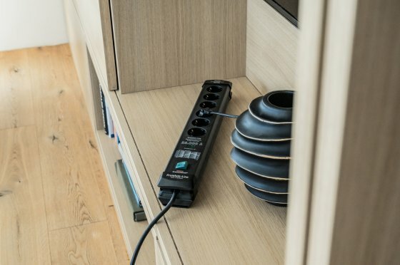 Tecnologica di protezione sovratensione 26000a 6 prese nera 1,8m h05vv-f 3g1,5