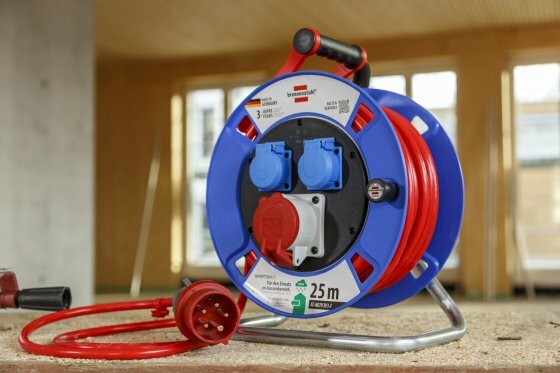 Garant CEE 1 IP44 avvolgicavo 25m N07V3V3-F5G1.5