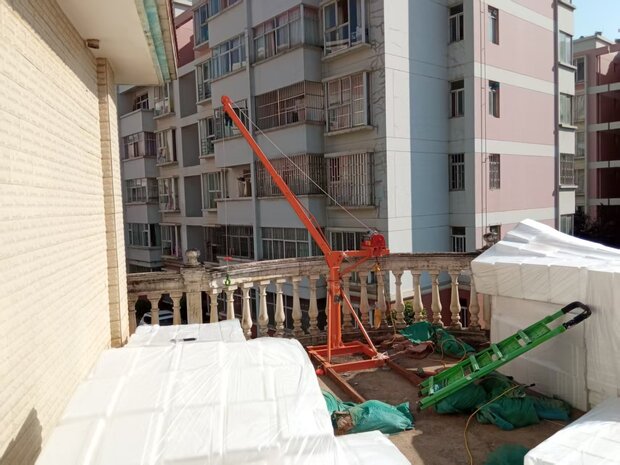 Gru edile 500kg 25m elettrica 230V Rotazione a 360°