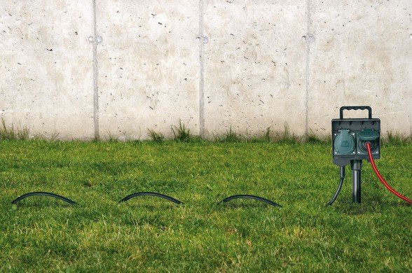 Presa da giardino con skewer di terra IP44 4-gang 1,4m H07RN-F 3G1,5