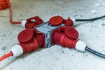 Distributore trasversale CEE400V 16A, Spina CEE e 3 prese CEE
