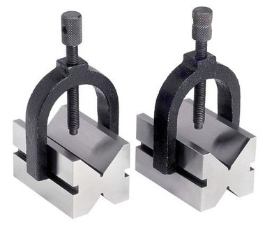 Coppia di blocchetti a V diametro 30mm - staffe di serraggio regolabili