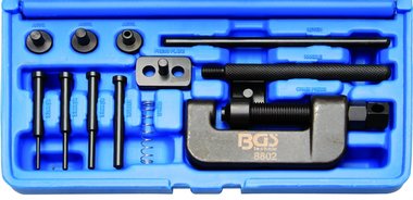 Utensile per rivettare per catene motoveicoli